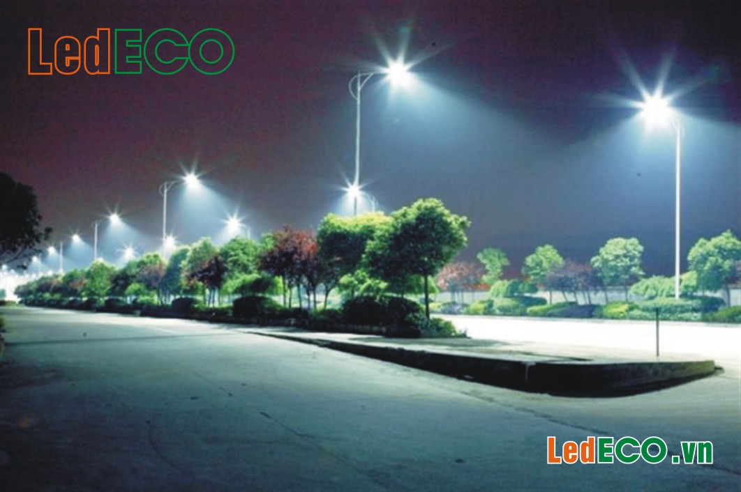 Cột thép-Cáp điện-Đèn LED khu đô thị